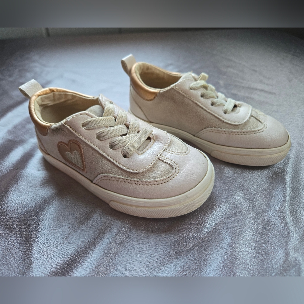 Old Navy Elastic-Lace Chunky Sneakers for  Girls